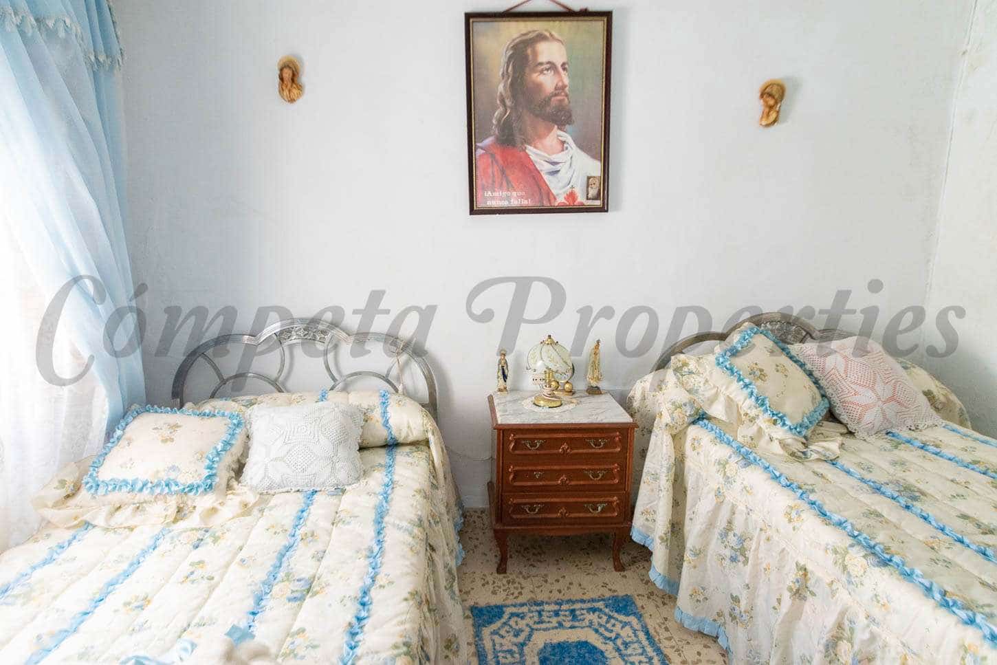 3 slaapkamer Huis te koop in Competa - € 119.000 (Ref: 6225075)