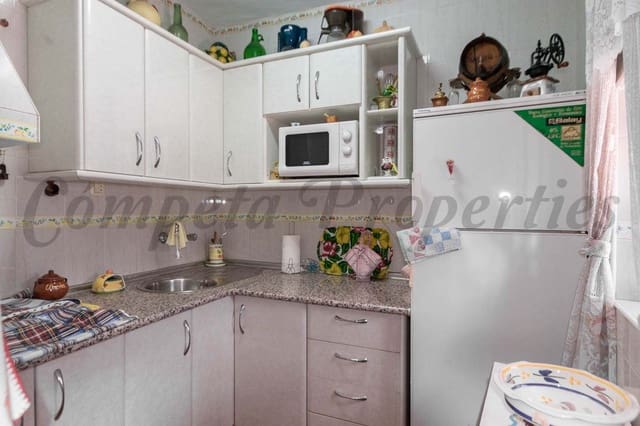 3 slaapkamer Huis te koop in Cómpeta - € 119.000 (Ref: 6225075)