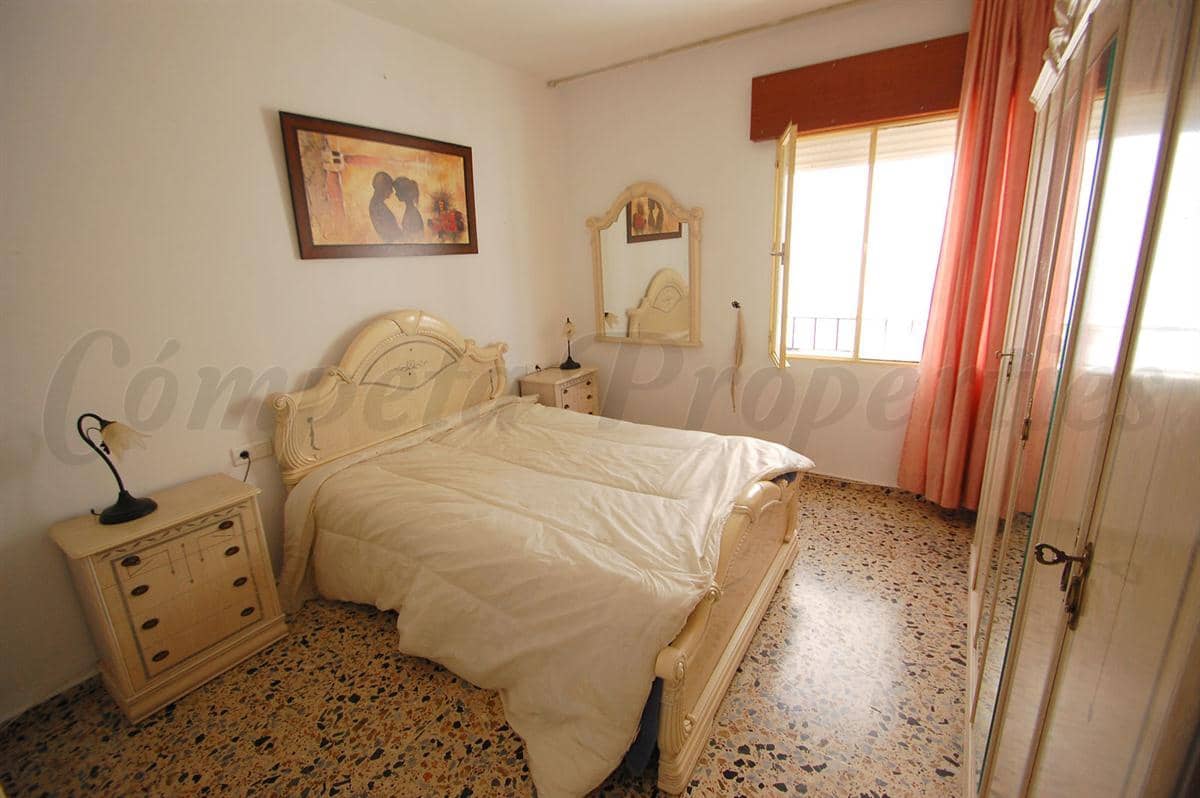 6 chambre Maison de Ville à vendre à Torrox - 220 000 € (Ref: 6261799)