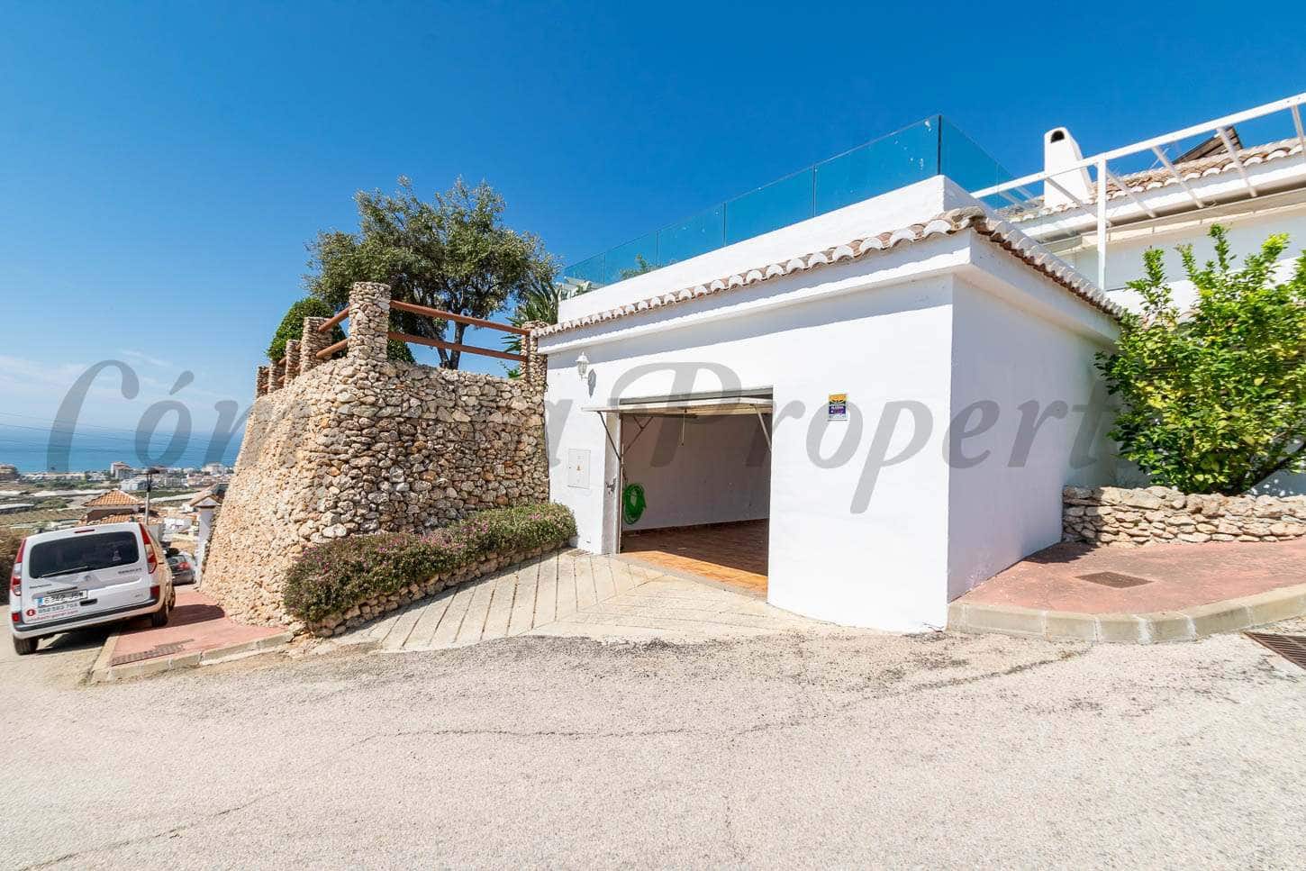 3 chambre Villa/Maison à vendre à Torrox-Costa avec garage - 675 000 € (Ref: 6271824)