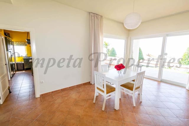 3 chambre Villa/Maison à vendre à Torrox-Costa, Torrox avec garage - 675 000 € (Ref: 6271824)