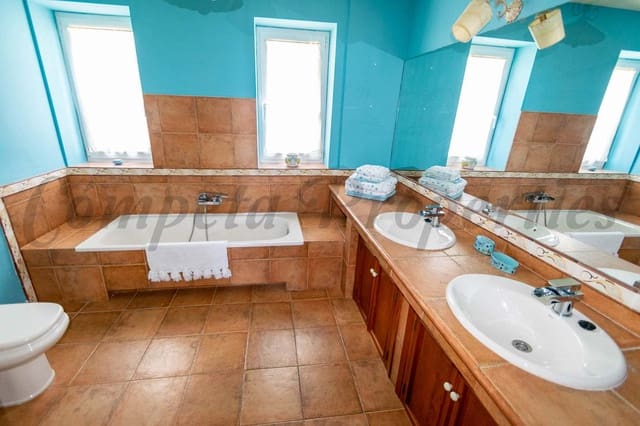 3 chambre Villa/Maison à vendre à Torrox-Costa, Torrox avec garage - 675 000 € (Ref: 6271824)