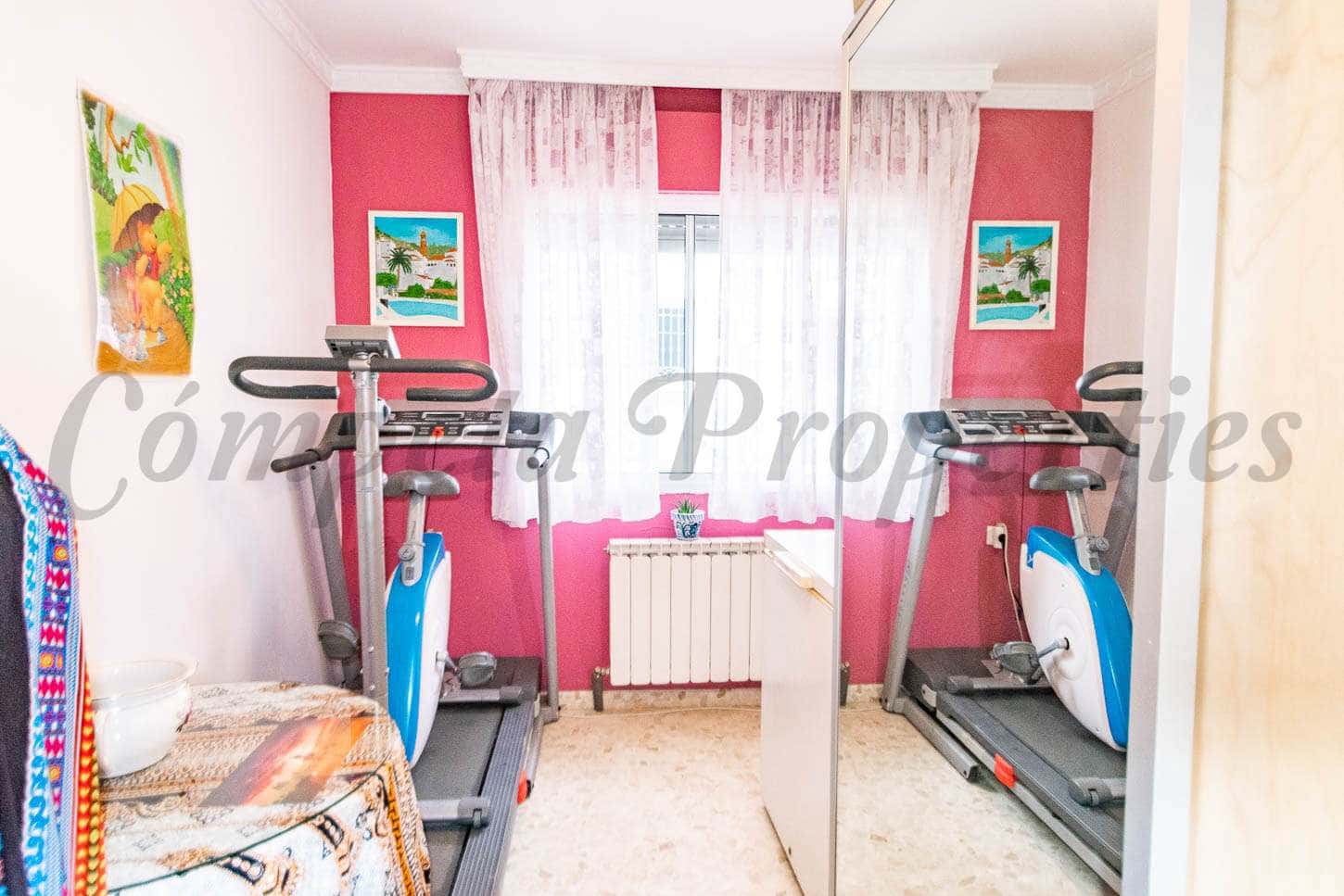 4 slaapkamer Huis te koop in Competa met garage - € 394.000 (Ref: 6277059)