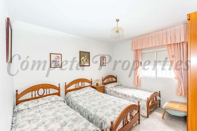 7 soveværelse Byhus til salg i Cómpeta - € 320.000 (Ref: 6547057)