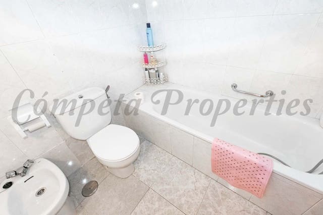 7 soveværelse Byhus til salg i Cómpeta - € 320.000 (Ref: 6547057)