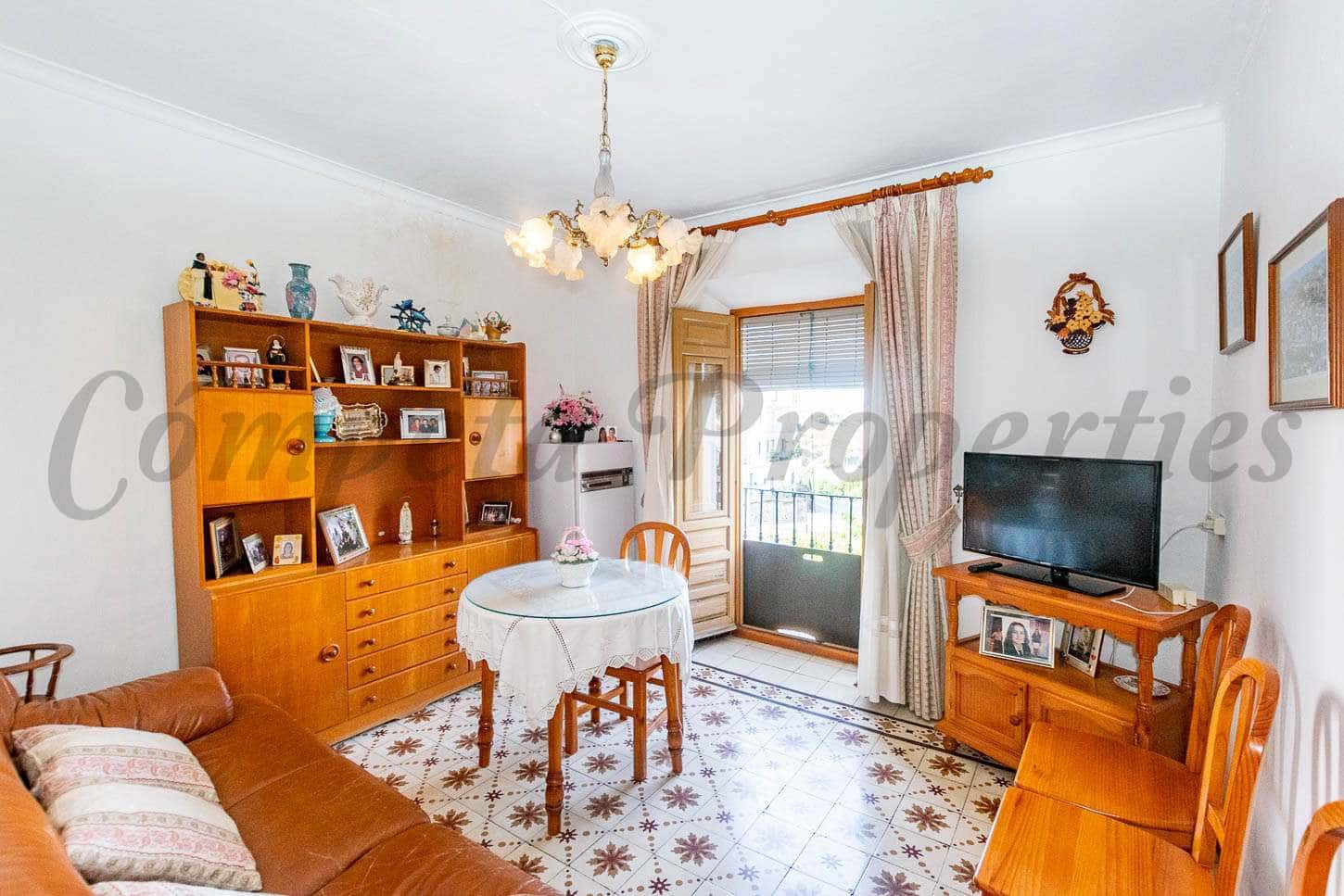 7 soveværelse Byhus til salg i Competa - € 320.000 (Ref: 6547057)