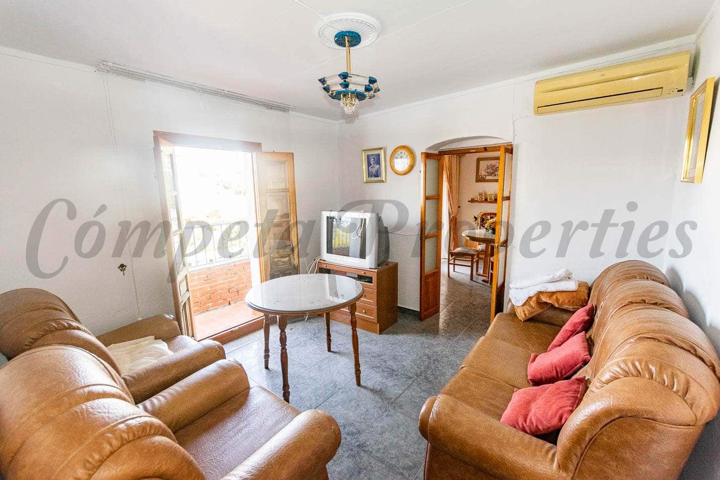 7 soveværelse Byhus til salg i Competa - € 320.000 (Ref: 6547057)