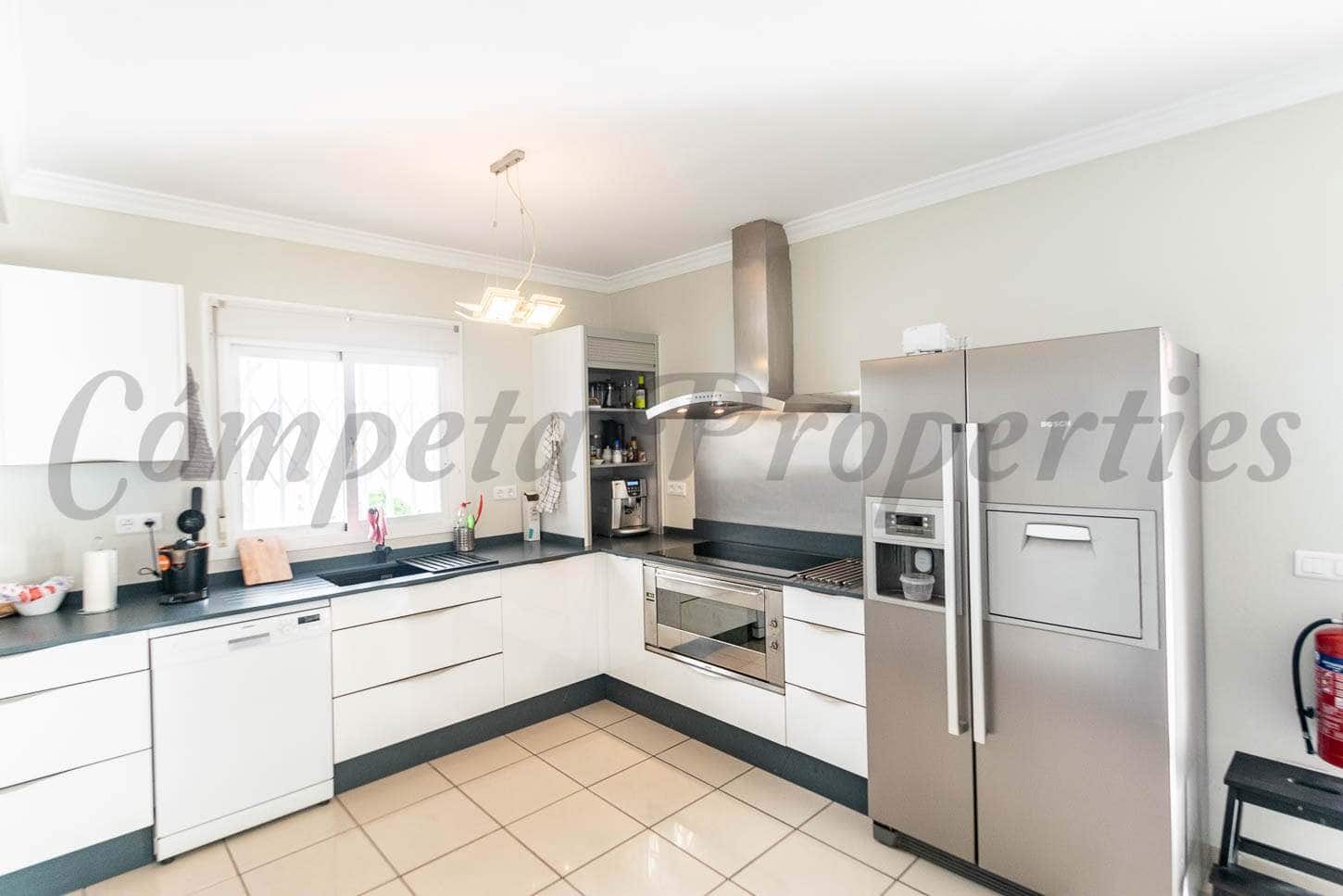 4 sovrum Finca/Hus på landet för semesterbostäder i Torrox med pool garage - 1 800 € (Ref: 6553527)