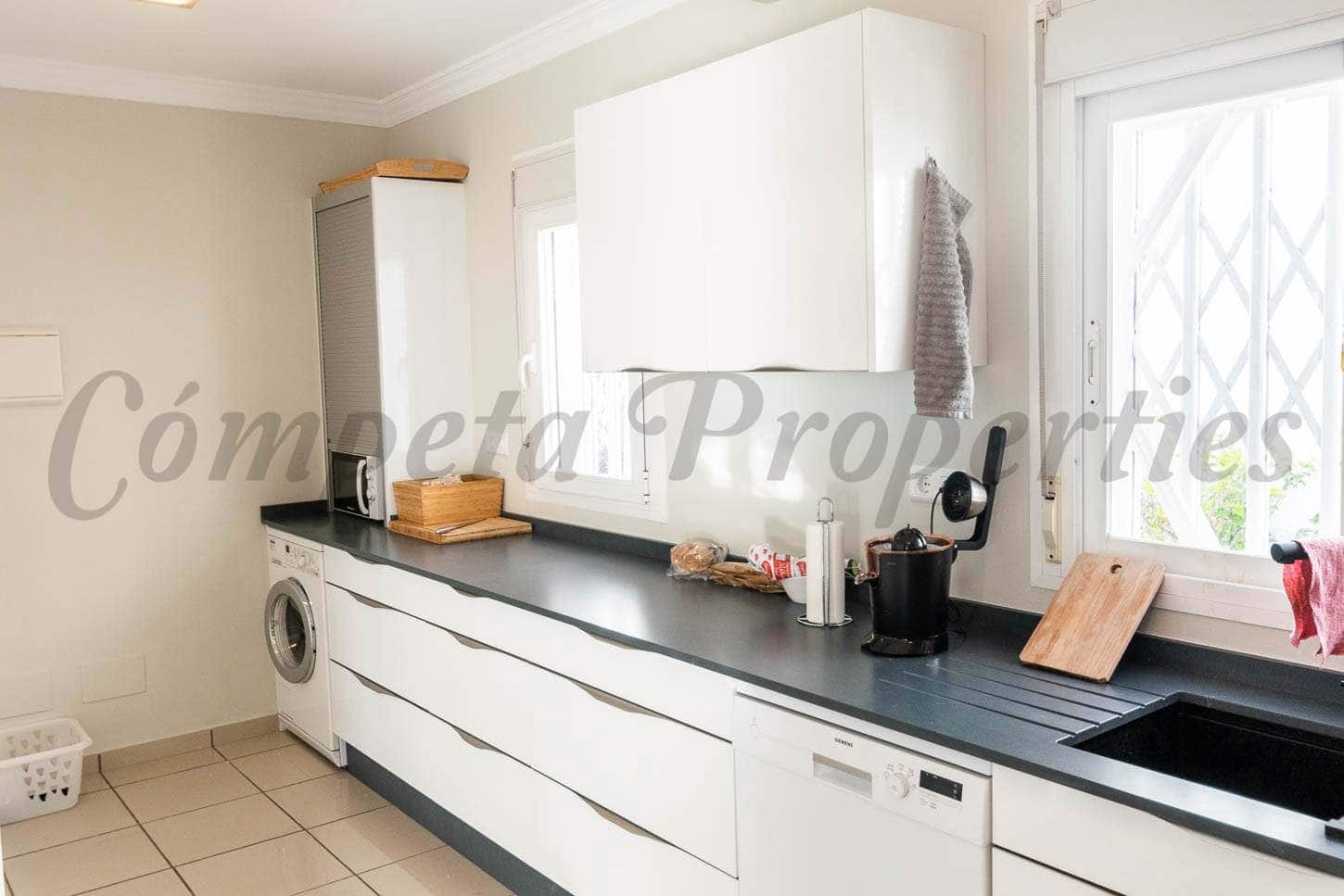 4 sovrum Finca/Hus på landet för semesterbostäder i Torrox med pool garage - 1 800 € (Ref: 6553527)