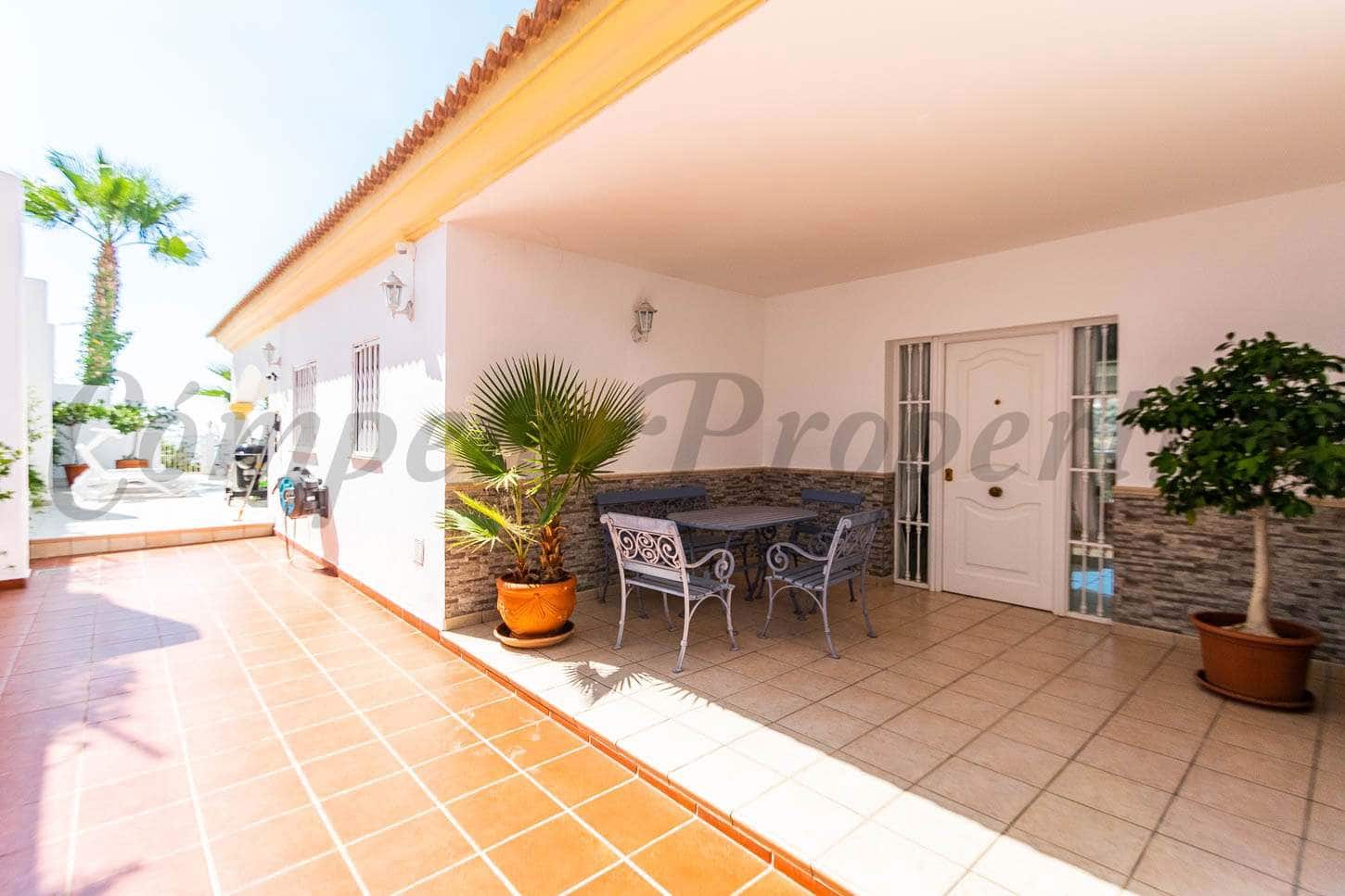 4 sovrum Finca/Hus på landet för semesterbostäder i Torrox med pool garage - 1 800 € (Ref: 6553527)