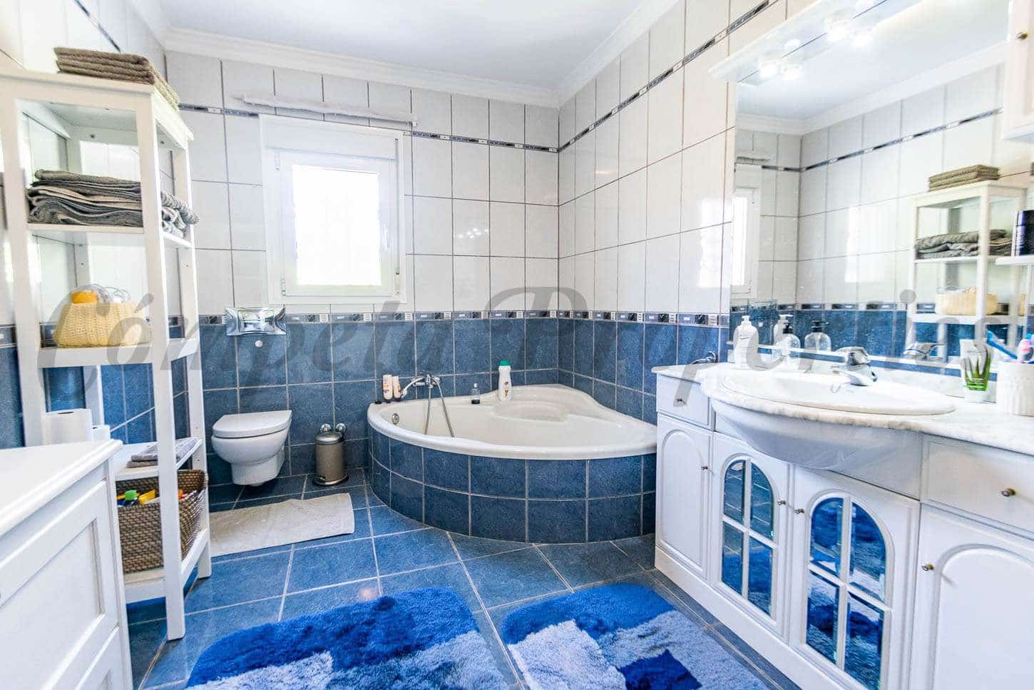 4 sovrum Finca/Hus på landet för semesterbostäder i Torrox med pool garage - 1 800 € (Ref: 6553527)