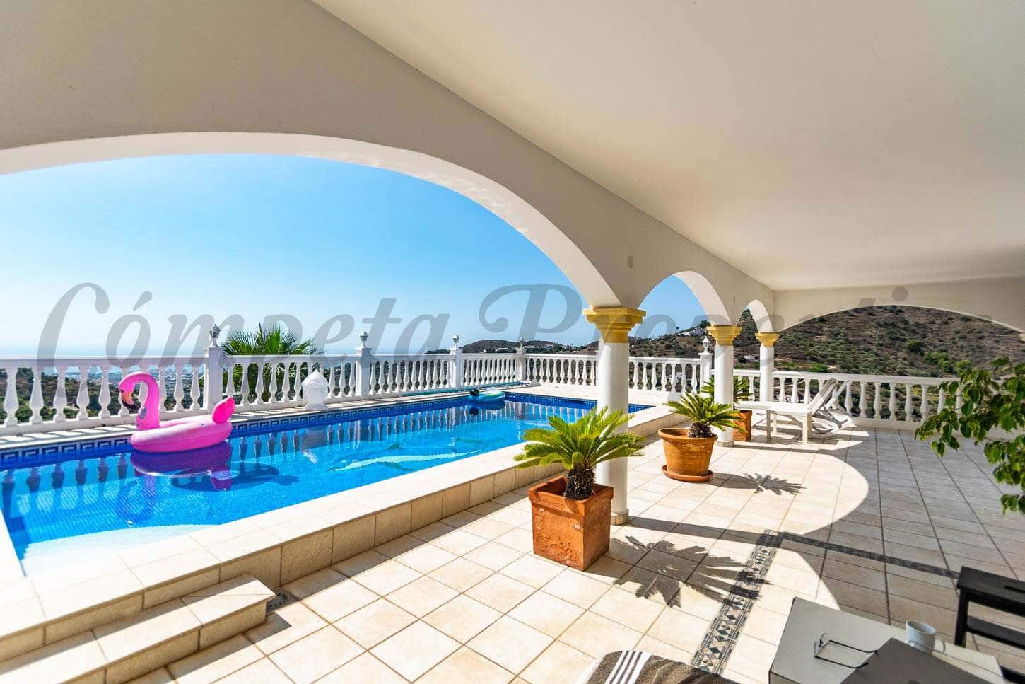 4 sovrum Finca/Hus på landet för semesterbostäder i Torrox med pool garage - 1 800 € (Ref: 6553527)