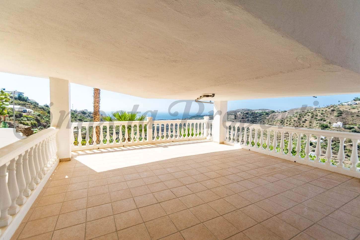 4 sovrum Finca/Hus på landet för semesterbostäder i Torrox med pool garage - 1 800 € (Ref: 6553527)