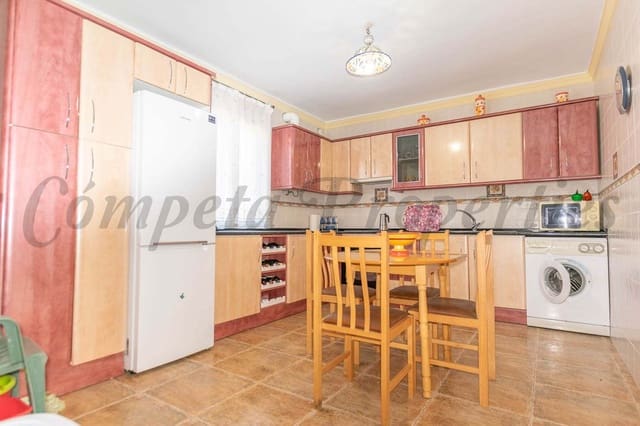 3 Zimmer Villa zu vermieten in Archez mit Pool - 1.250 € (Ref: 6632587)