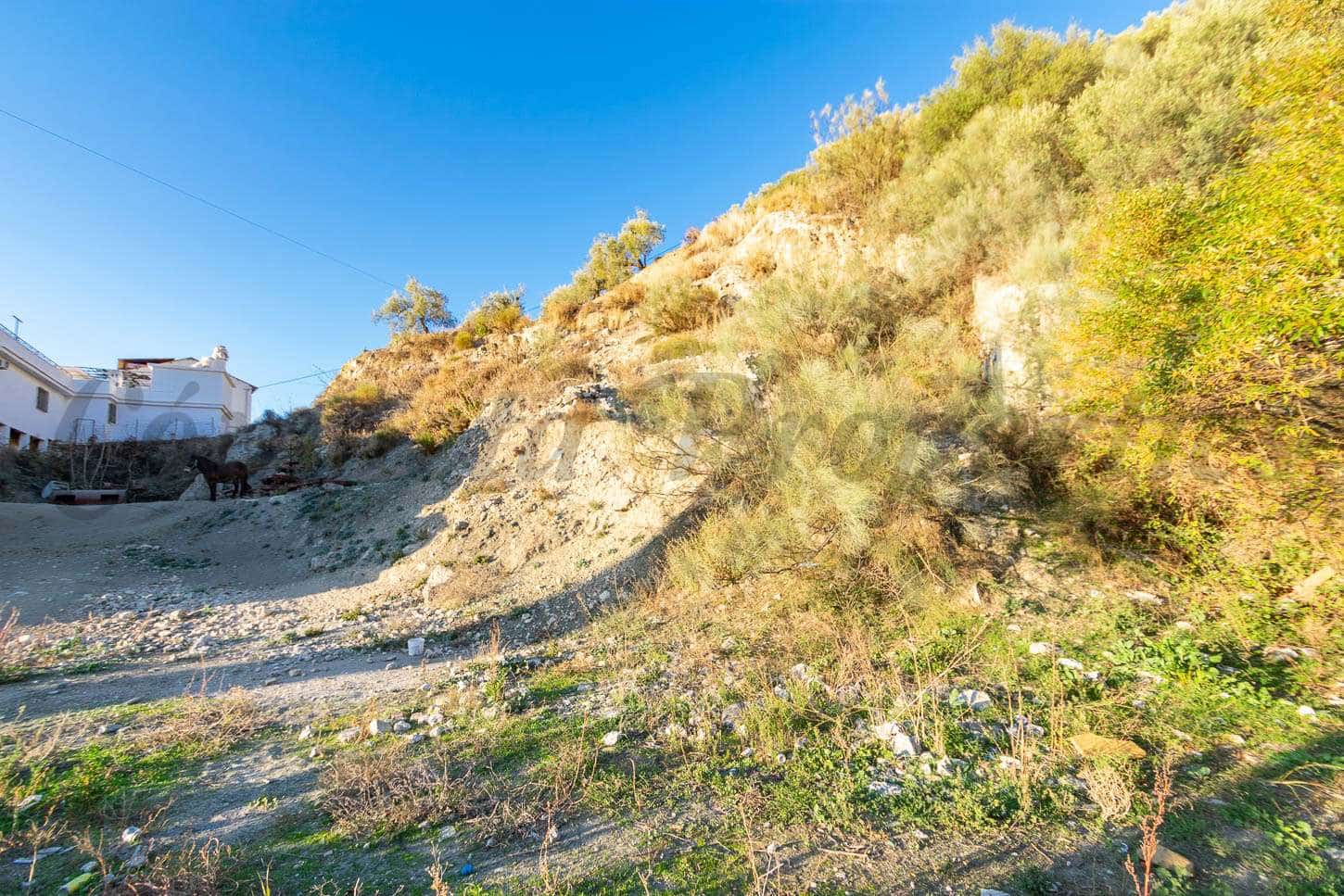 Ubebygd land til salgs i Competa - € 178 000 (Ref: 6644270)