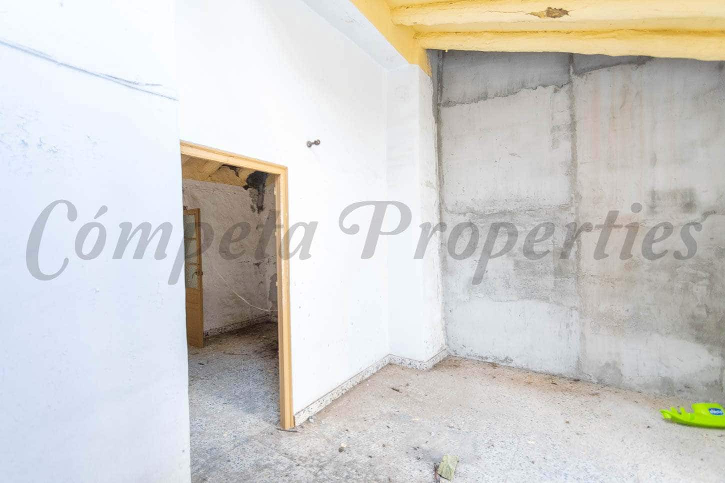 3 chambre Maison de Ville à vendre à Sayalonga - 126 000 € (Ref: 6703361)