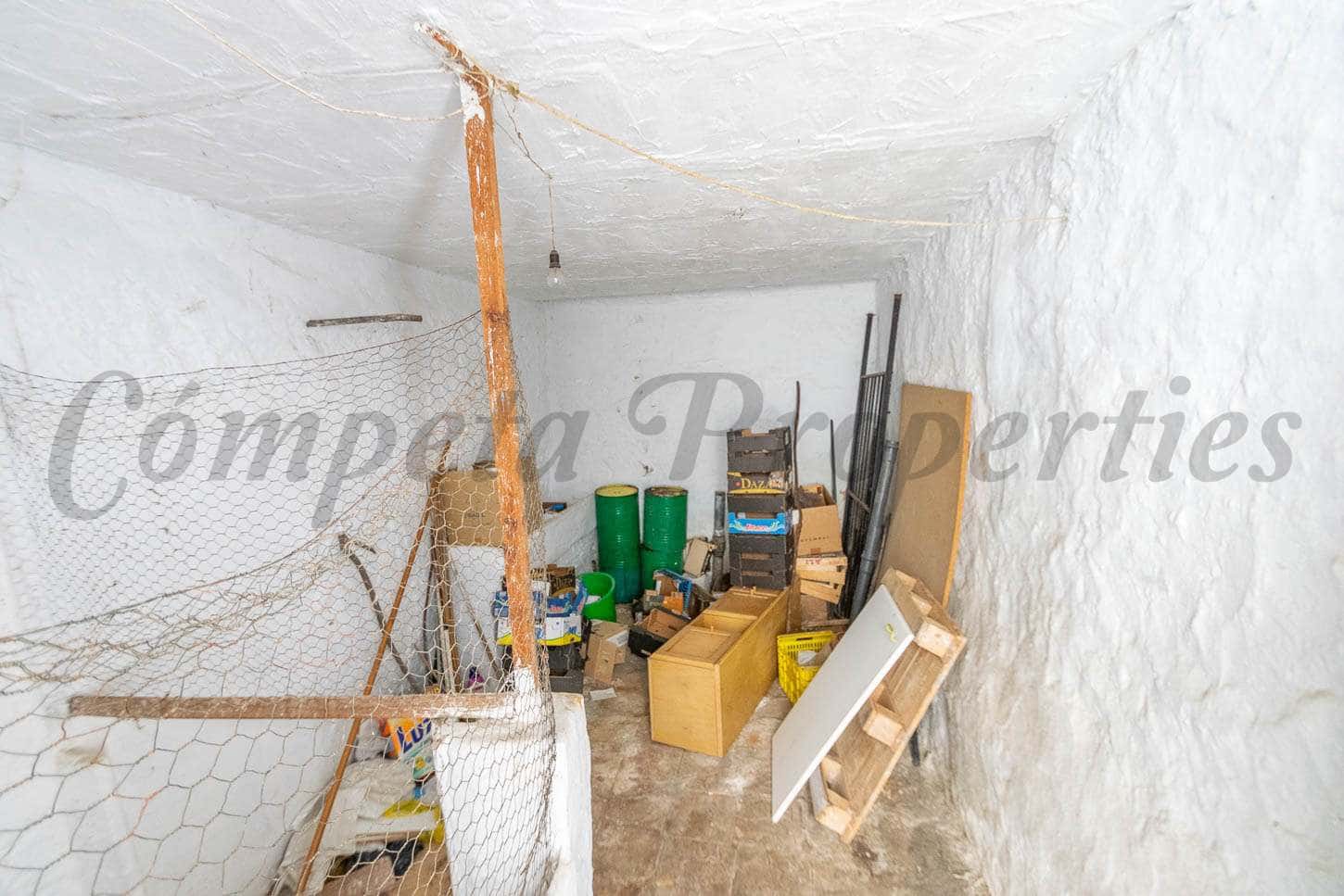 3 chambre Maison de Ville à vendre à Sayalonga - 126 000 € (Ref: 6703361)