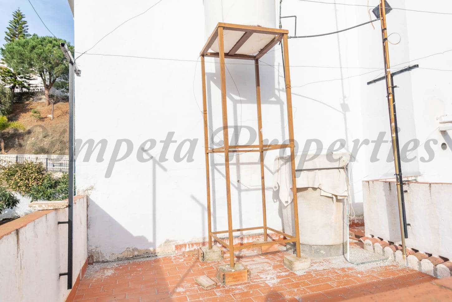 3 chambre Maison de Ville à vendre à Sayalonga - 126 000 € (Ref: 6703361)