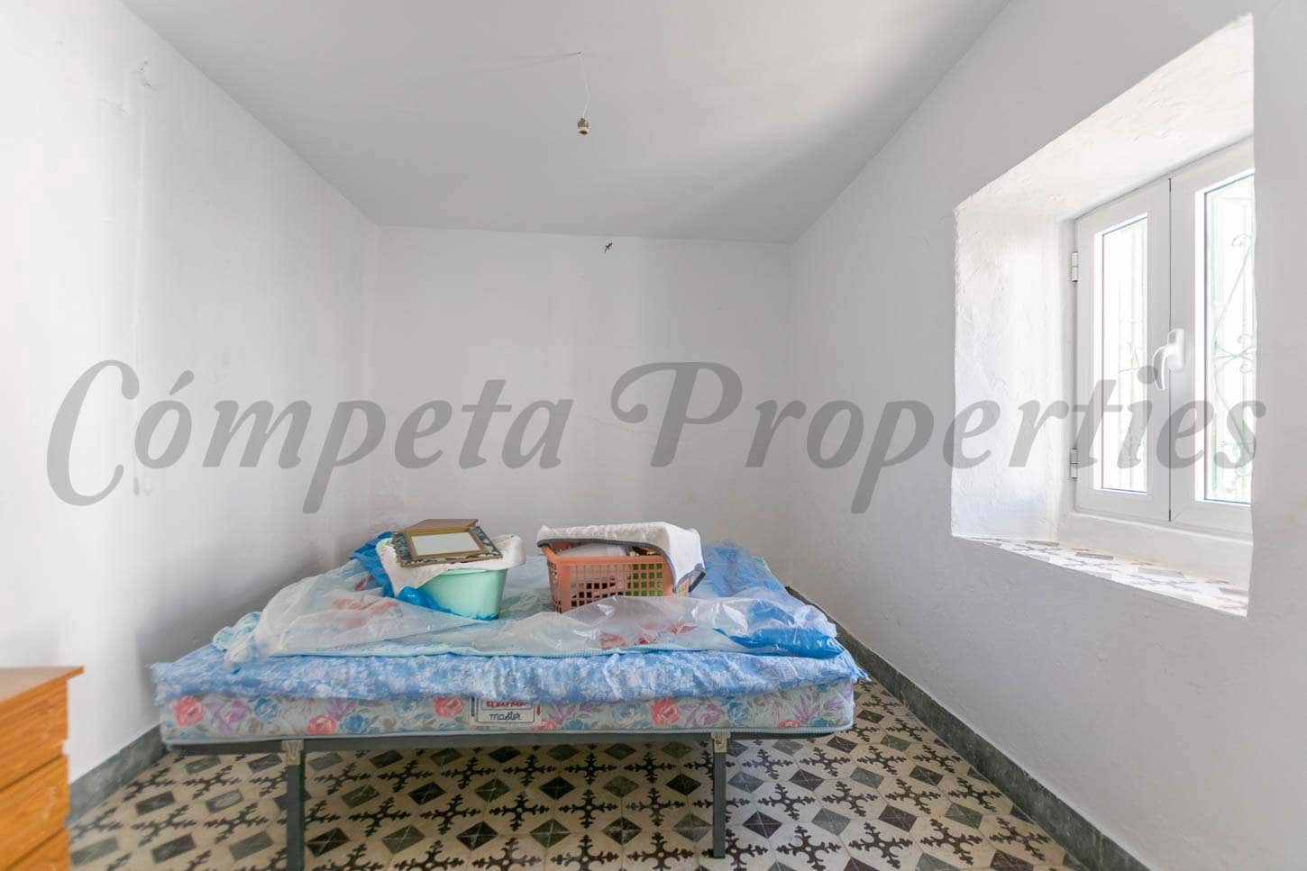 5 slaapkamer Huis te koop in Canillas de Albaida - € 150.000 (Ref: 6744087)