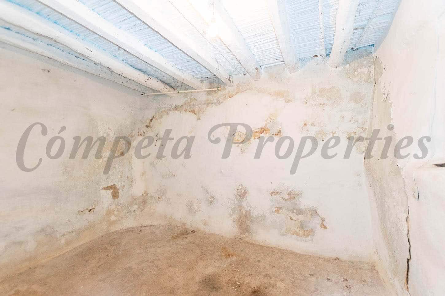 5 slaapkamer Huis te koop in Canillas de Albaida - € 150.000 (Ref: 6744087)