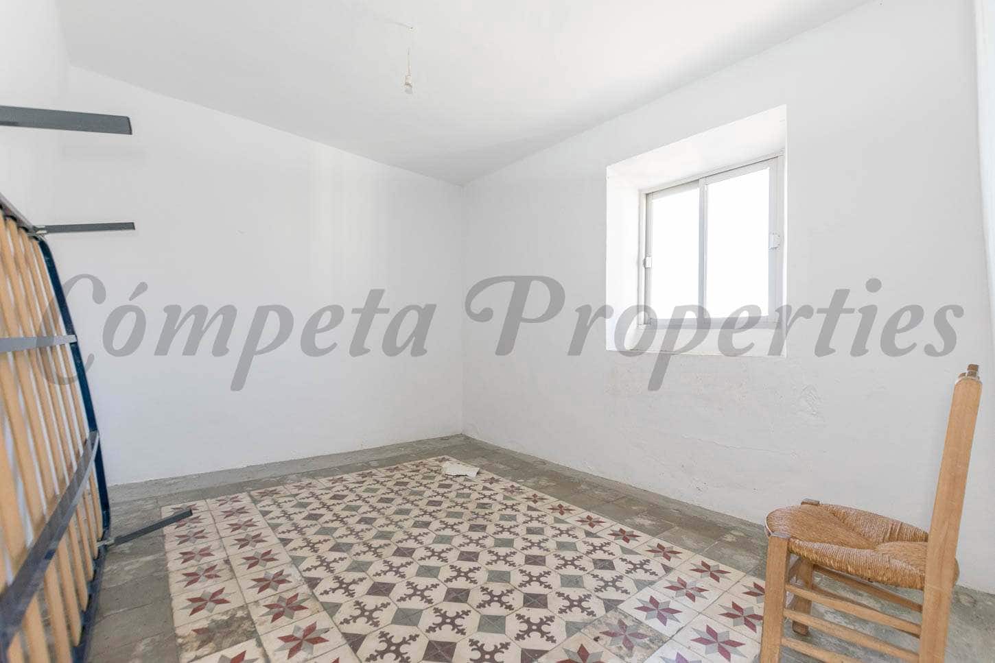 5 slaapkamer Huis te koop in Canillas de Albaida - € 150.000 (Ref: 6744087)