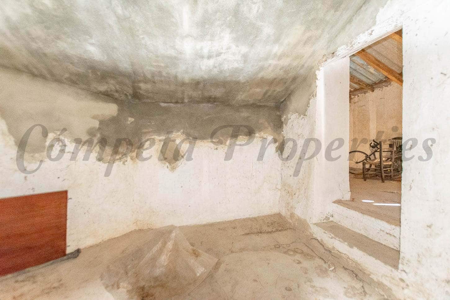 5 slaapkamer Huis te koop in Canillas de Albaida - € 150.000 (Ref: 6744087)