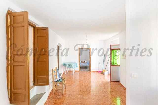 5 slaapkamer Huis te koop in Canillas de Albaida - € 150.000 (Ref: 6744087)