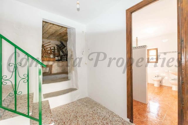 5 slaapkamer Huis te koop in Canillas de Albaida - € 150.000 (Ref: 6744087)
