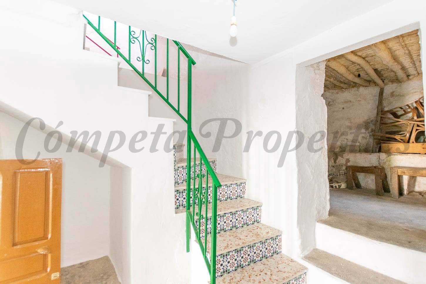 5 slaapkamer Huis te koop in Canillas de Albaida - € 150.000 (Ref: 6744087)