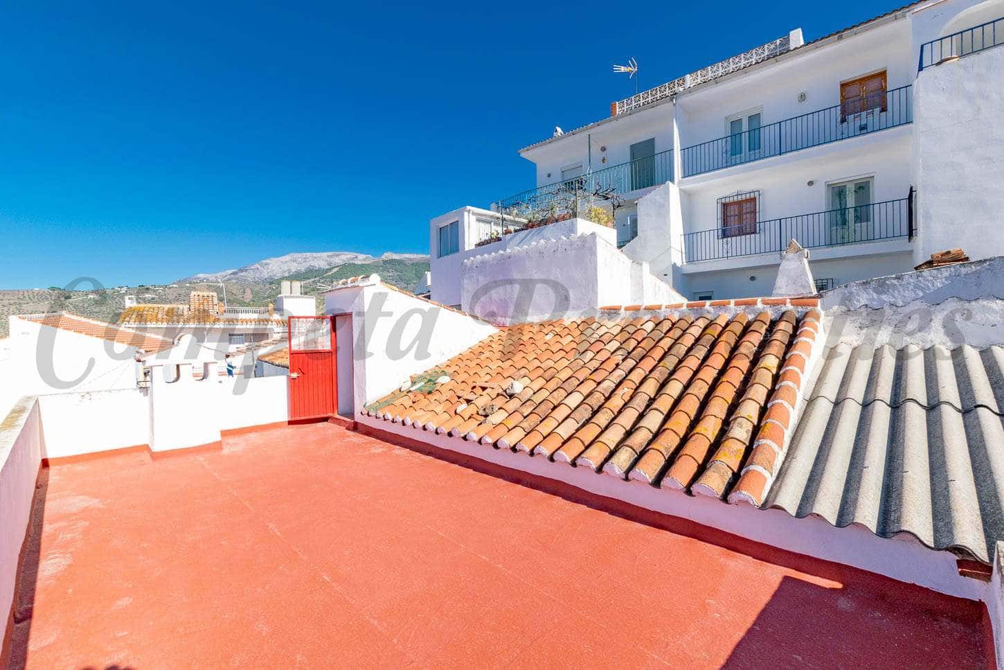 5 slaapkamer Huis te koop in Canillas de Albaida - € 150.000 (Ref: 6744087)