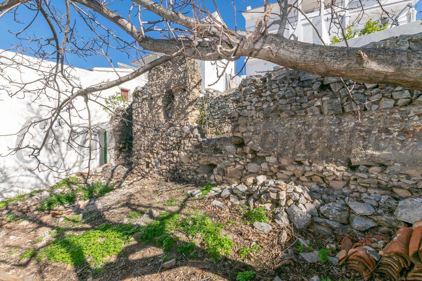 5 slaapkamer Huis te koop in Canillas de Albaida - € 150.000 (Ref: 6744087)