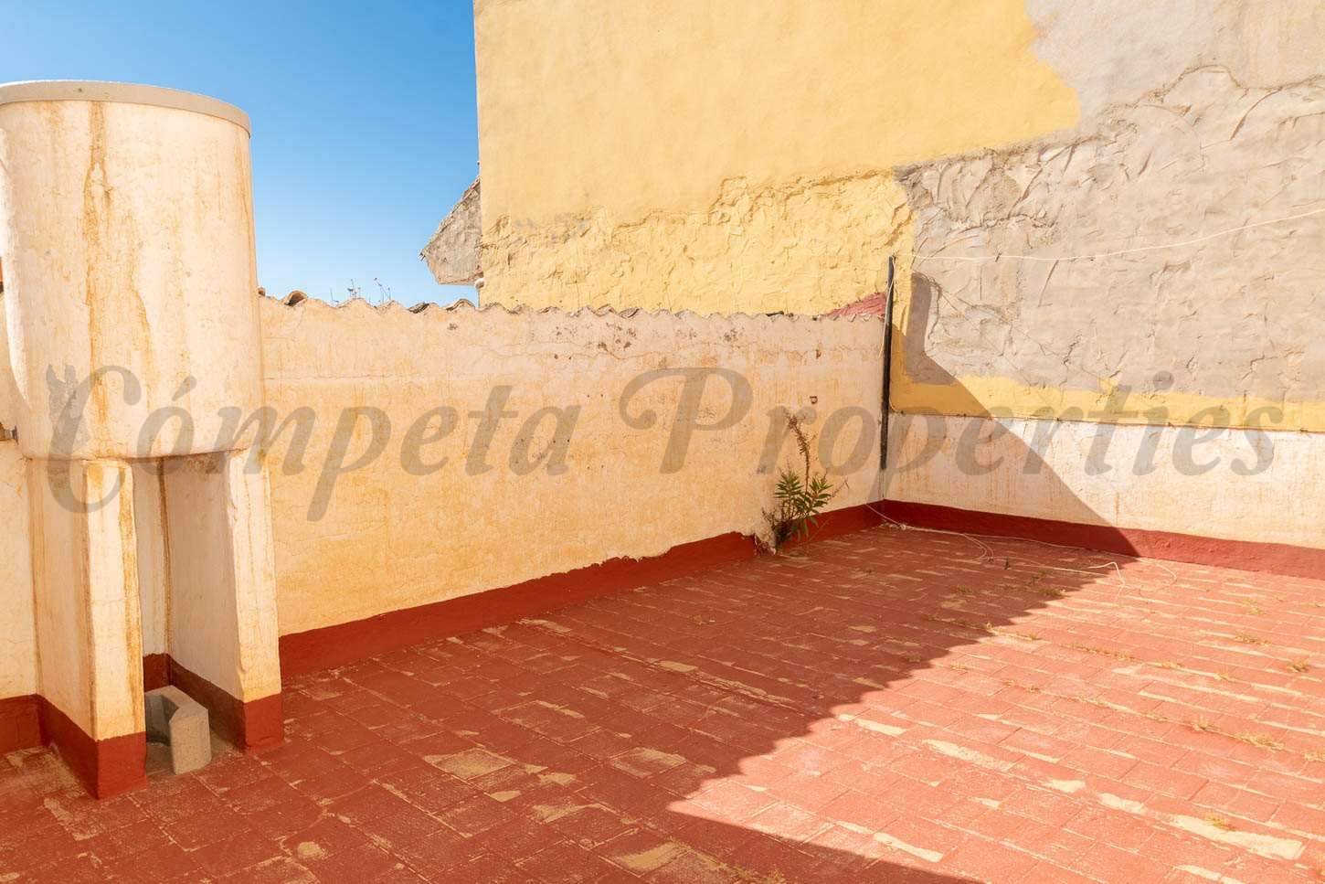 5 bedroom Townhouse for sale in Torrox - € 215,000 (Ref: 6884337)
