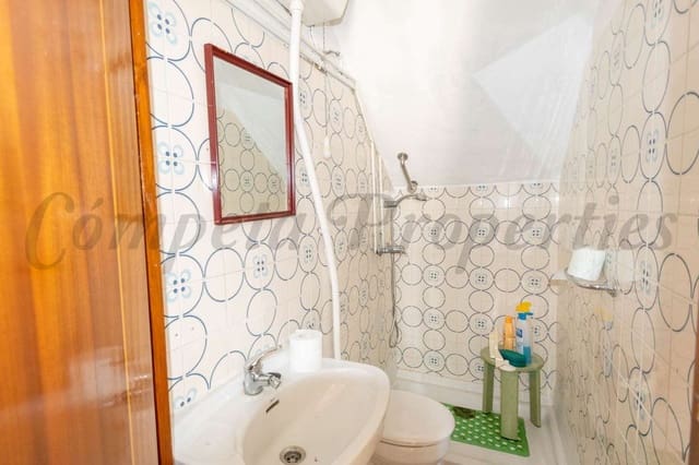 5 bedroom Townhouse for sale in Torrox - € 215,000 (Ref: 6884337)