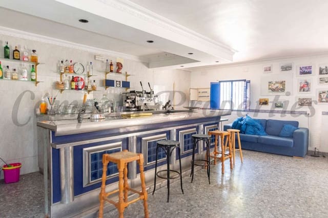 8 soverom Finca/Herregård til salgs i Sedella med svømmebasseng garasje - € 575 000 (Ref: 6997241)