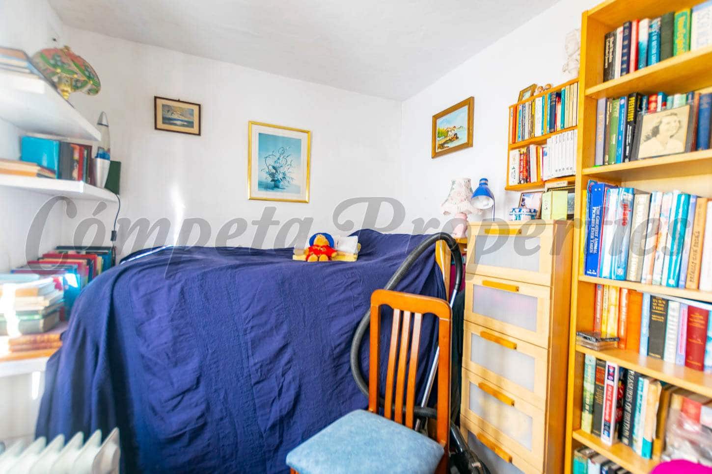 2 bedroom Townhouse for rent in Cómpeta € 550 (Ref 7047423)