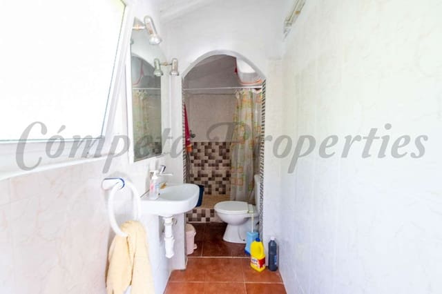 2 sypialnia Finka/Dom wiejski na sprzedaż w Torrox z basenem garażem - 315 000 € (Ref: 7153486)