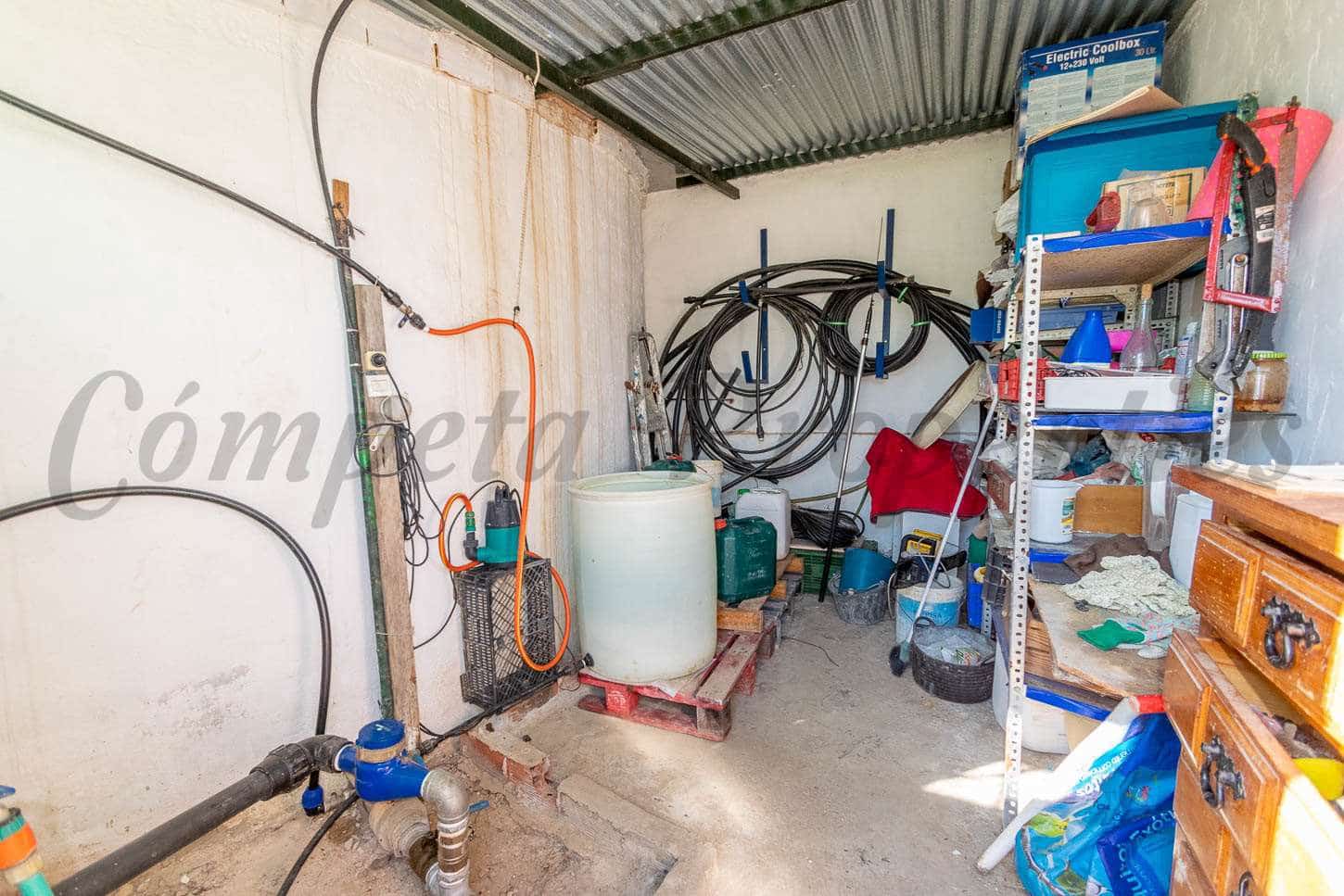 2 sypialnia Finka/Dom wiejski na sprzedaż w Torrox z basenem garażem - 315 000 € (Ref: 7153486)