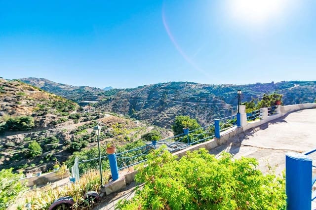 2 sypialnia Finka/Dom wiejski na sprzedaż w Torrox z basenem garażem - 315 000 € (Ref: 7153486)