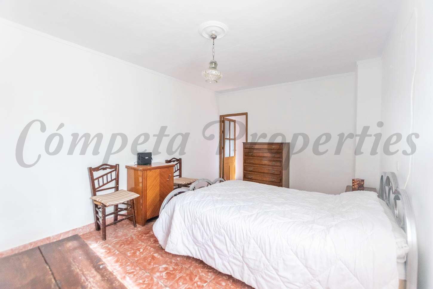 3 slaapkamer Huis te koop in Competa - € 80.000 (Ref: 7249858)