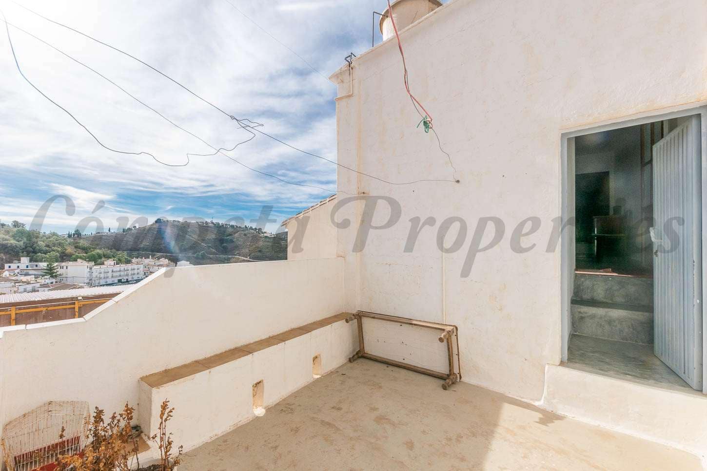 3 slaapkamer Huis te koop in Competa - € 80.000 (Ref: 7249858)