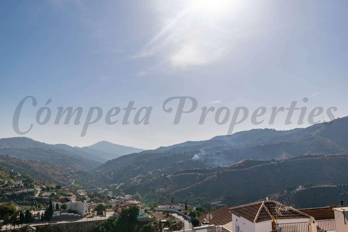 12 soverom Hus til salgs i Canillas de Albaida - € 240 000 (Ref: 7260560)