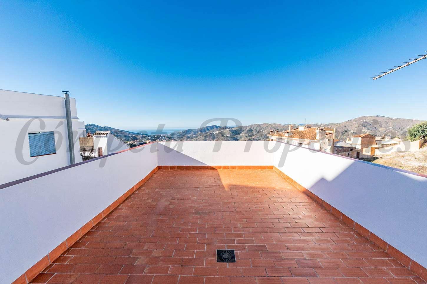 4 bedroom Townhouse for sale in Competa - € 365,000 (Ref: 7382893)