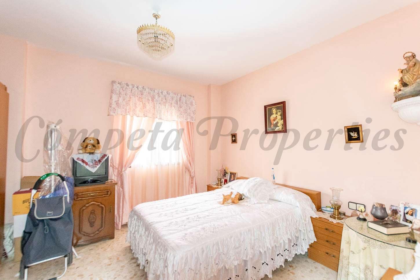 4 soveværelse Villa til salg i Alcaucin - € 395.000 (Ref: 7396500)