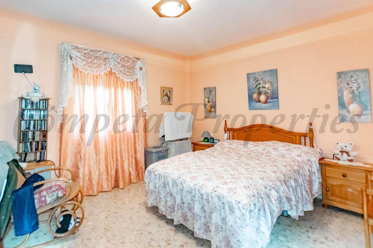 4 soveværelse Villa til salg i Alcaucin - € 395.000 (Ref: 7396500)