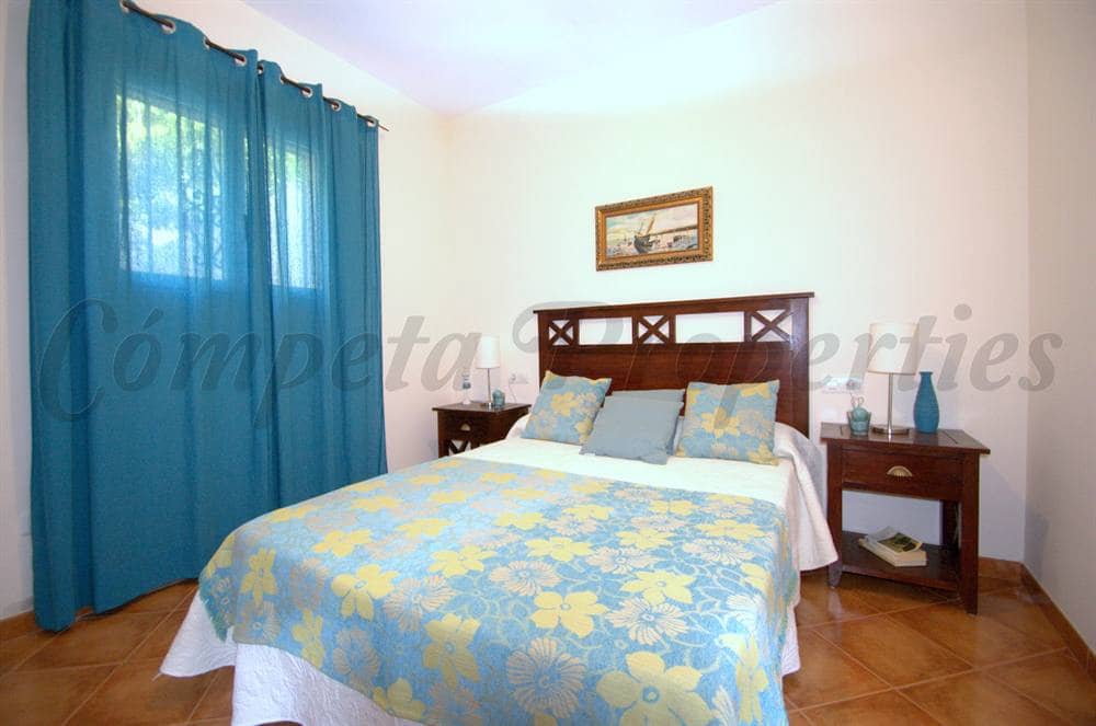 2 makuuhuone Maalaistalo lomavuokrausta paikassa Torrox mukana uima-altaan - 690 € (Ref: 7403661)