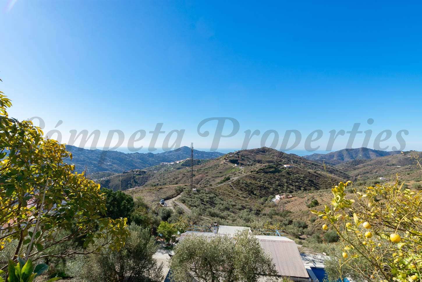 4 slaapkamer Villa te koop in Archez met zwembad - € 480.000 (Ref: 7445990)