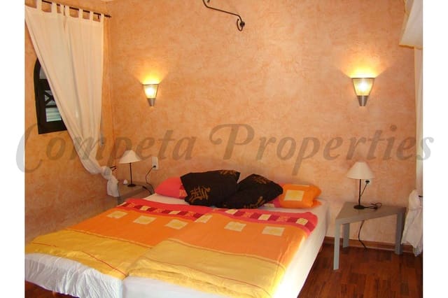 3 quarto Moradia para venda em Arenas com piscina - 780 000 € (Ref: 7456117)