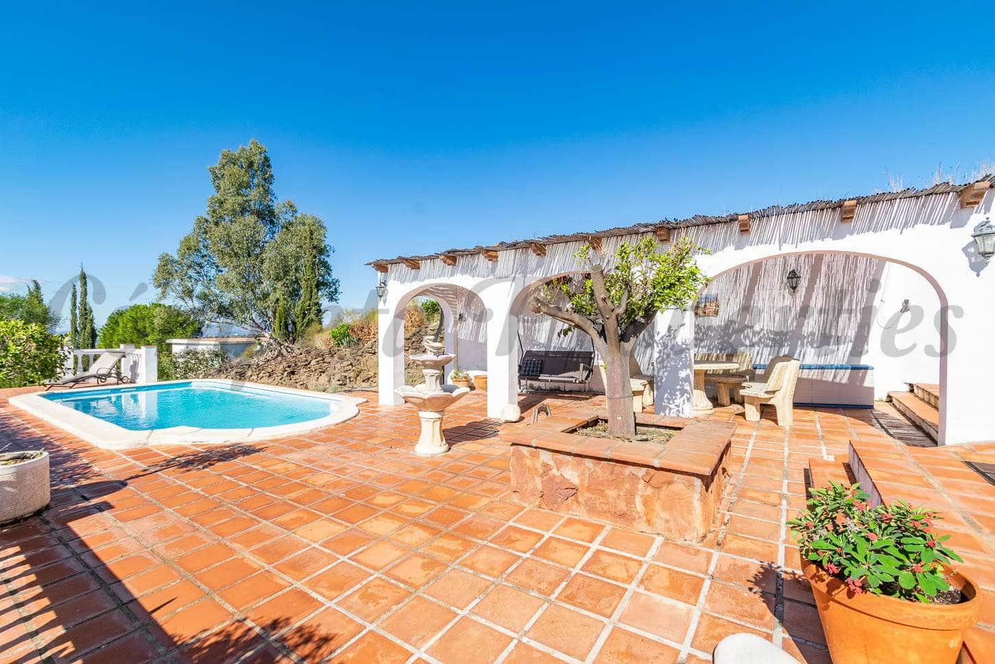 3 soverom Villa til leie i Torrox - € 1 875 (Ref: 7512160)