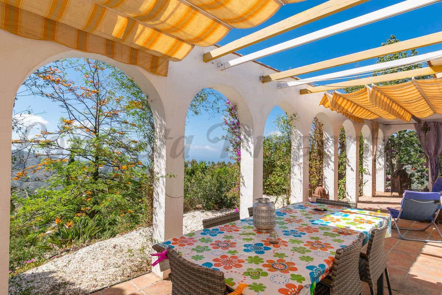3 camera da letto Villa da affitare come casa vacanza in Competa con piscina - 800 € (Rif: 7517185)