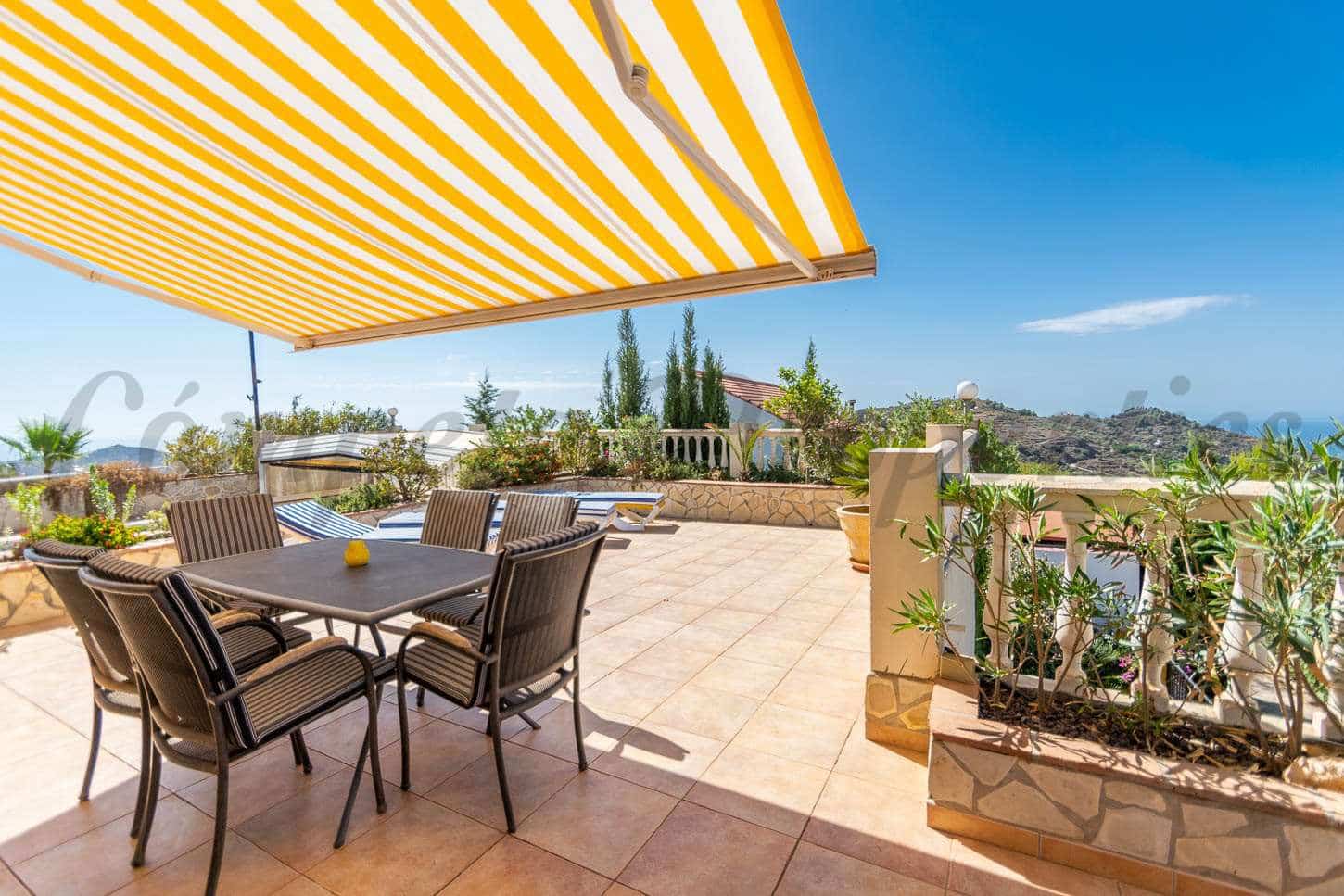 3 sypialnia Finka/Dom wiejski na sprzedaż w Competa z basenem - 389 000 € (Ref: 7572224)